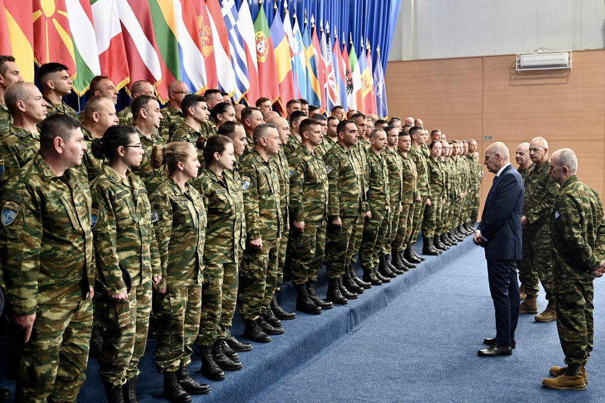 Στο Κόσοβο ο υπουργός Άμυνας