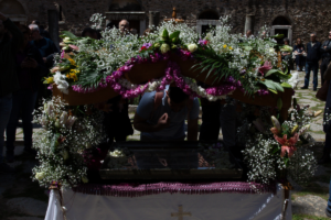 Ο πρώτος επιτάφιος