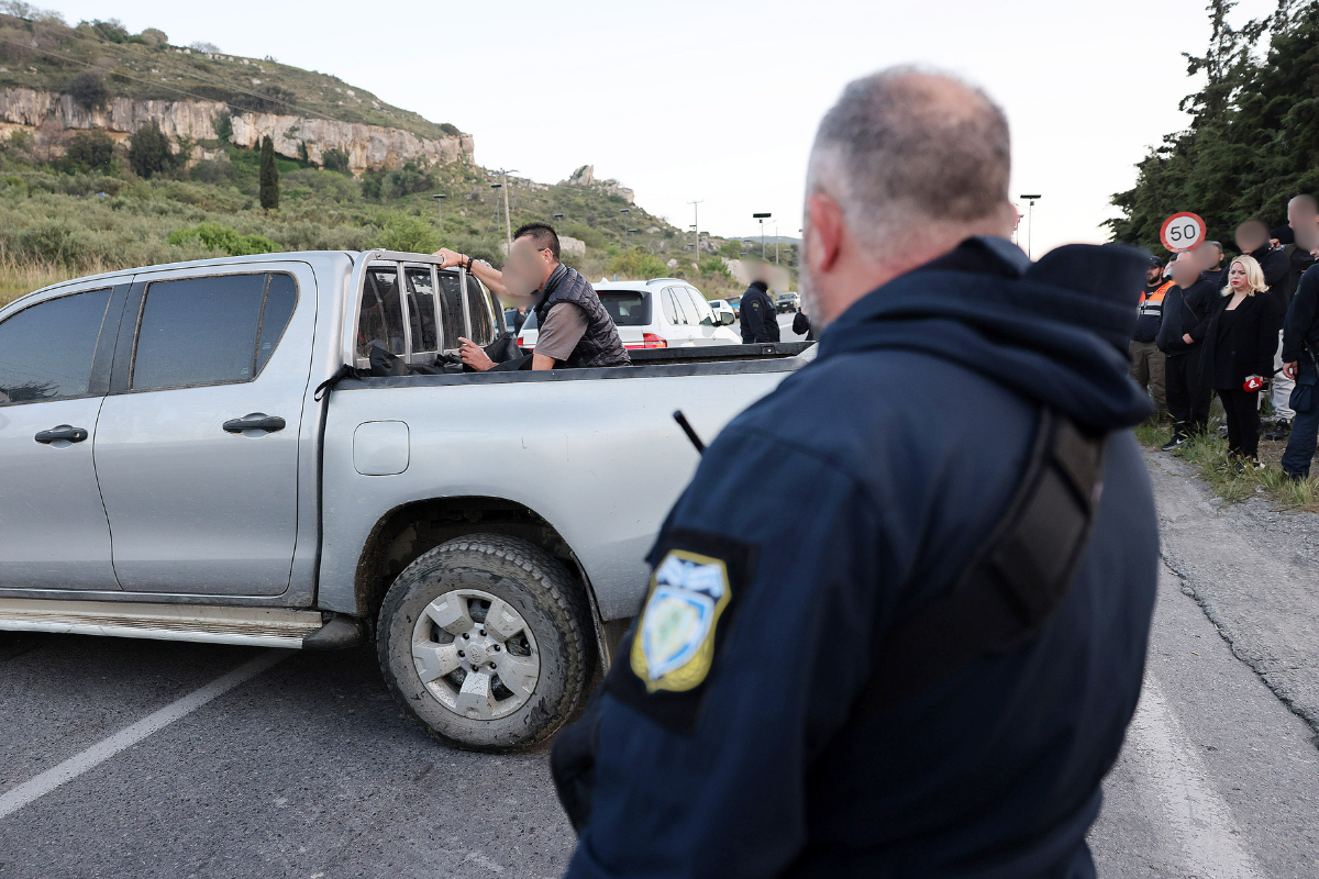 Δεν έχουν βρεθεί το πιστόλι και το κινητό της 43χρονης