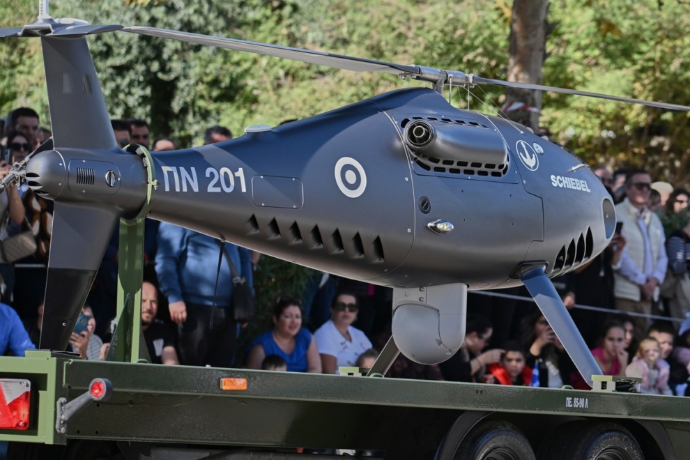 Γαλλία: Επιτυχημένες οι πρώτες δοκιμές των drones Camcopter S-100