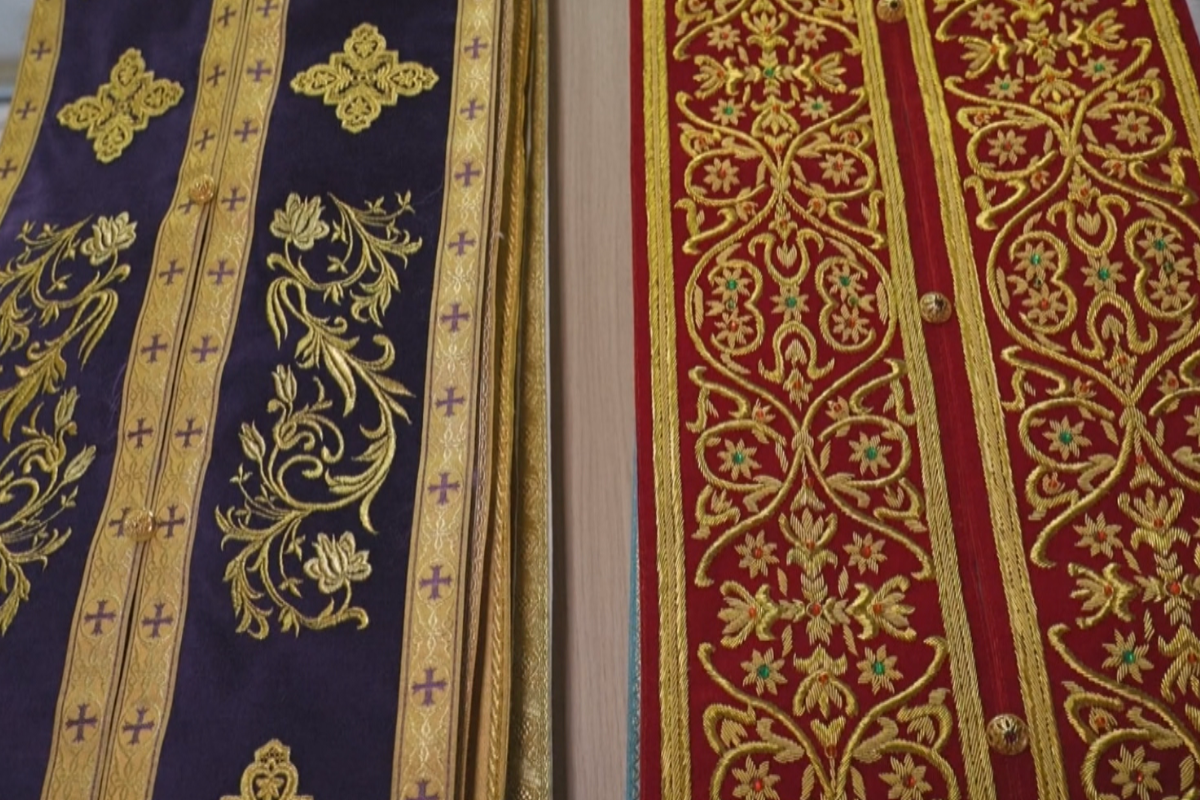 Ιερατική αμφίεση – Συνεχίζουν την παράδοση