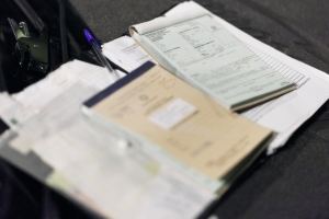 Περισσότερες από 800 παραβάσεις του ΚΟΚ μέσα σε ένα βράδυ