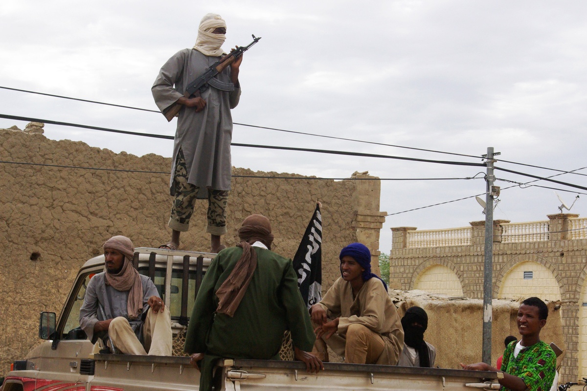 Γαλλία: Το ΥΠΕΞ καλεί τους Γάλλους πολίτες να φύγουν από το Μαλί «το ταχύτερο δυνατό»