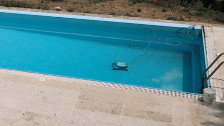 Ανάβυσσος: 4χρονο παιδί σε κρίσιμη κατάσταση μετά από περιστατικό σε πισίνα
