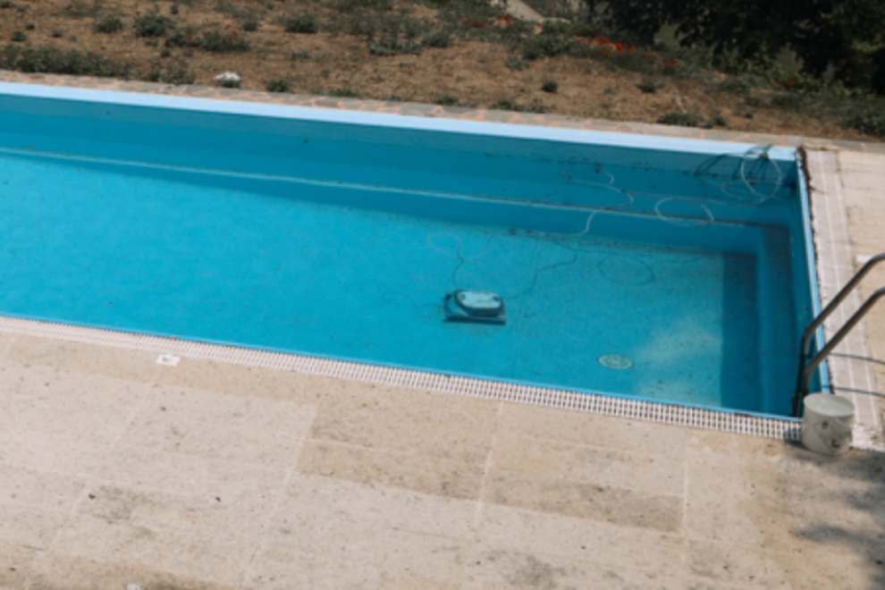 Ανάβυσσος: 4χρονο παιδί σε κρίσιμη κατάσταση μετά από περιστατικό σε πισίνα