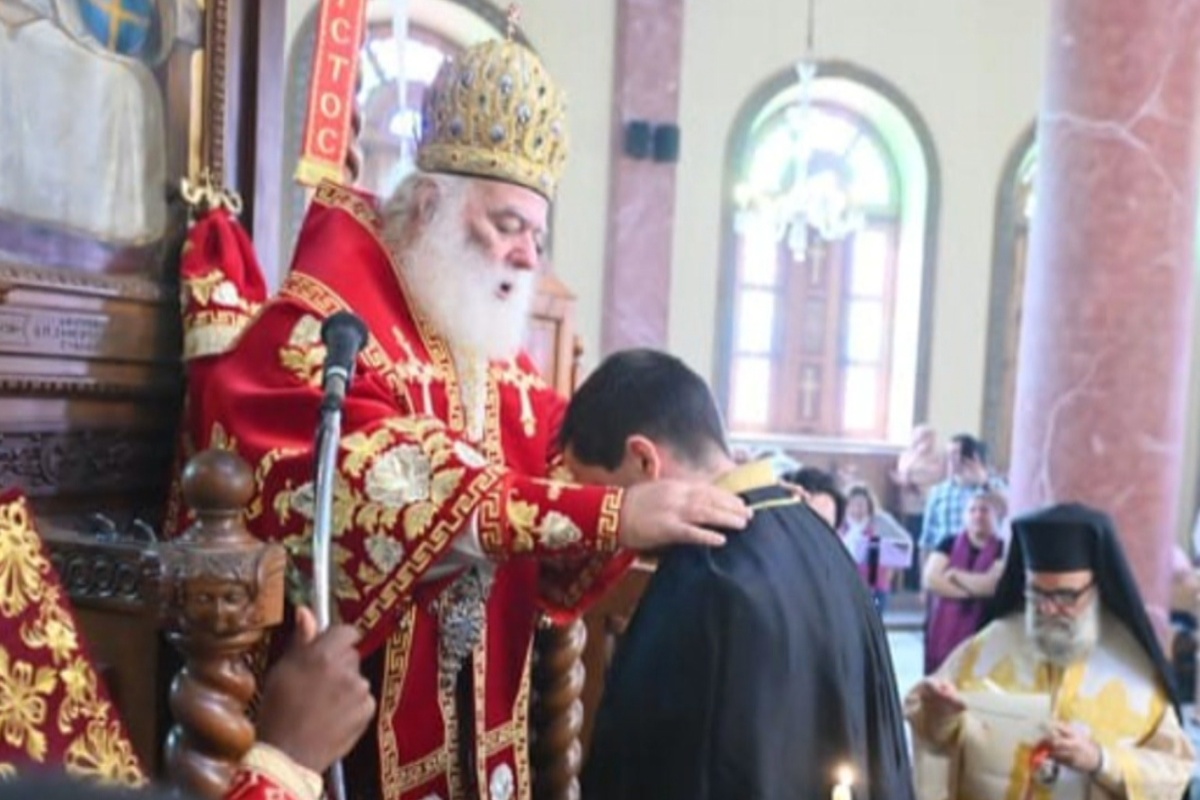 Στον Γ. Σιάζο απονεμήθηκε ο ανώτατος τίτλος του Πατριαρχείου Αλεξανδρείας