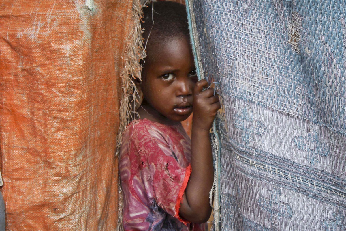 Ο πόλεμος στο Ιράν αποτελεί ακόμη ένα πλήγμα για τα υποσιτισμένα παιδιά στη Σομαλία