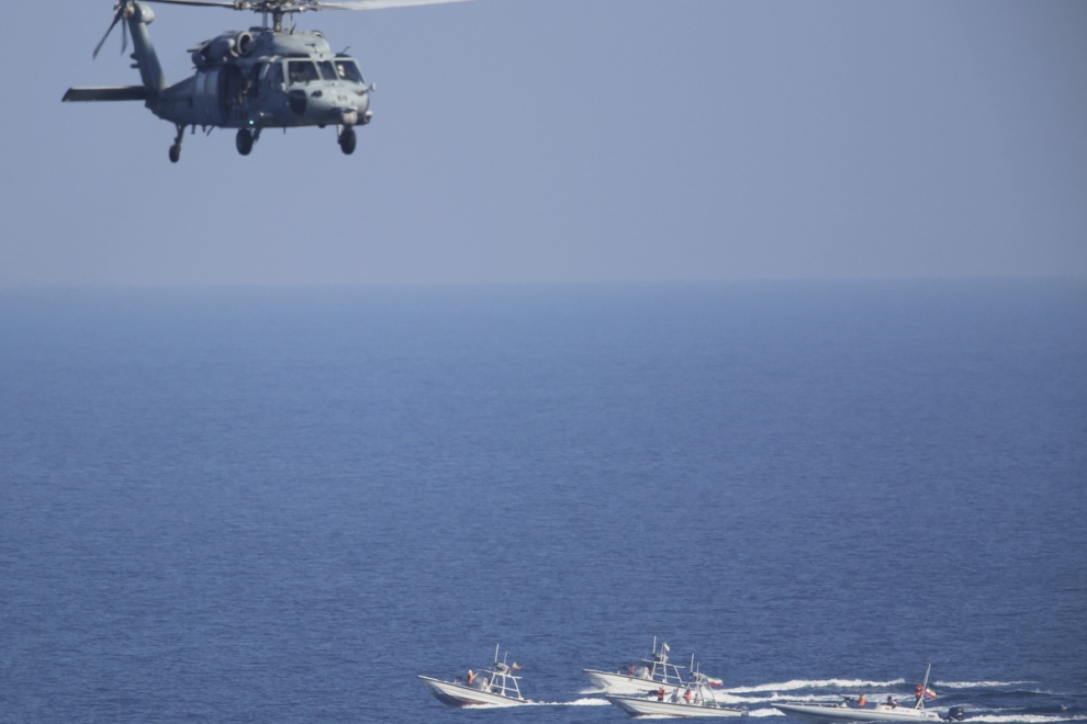 Ιράν: «Η ασφαλής διέλευση από τα Στενά του Ορμούζ θα είναι δυνατή όταν θα τερματισθούν οι απειλές των ΗΠΑ»