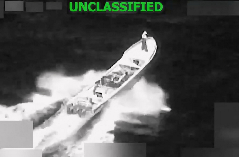 Τρεις νεκροί σε βομβαρδισμό των ΗΠΑ εναντίον πλεούμενου φερόμενων ως διακινητών ναρκωτικών στην Καραϊβική