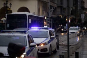 Συνελήφθη εφοριακός επειδή ενημέρωνε καταστηματάρχες ενόψει ελέγχων