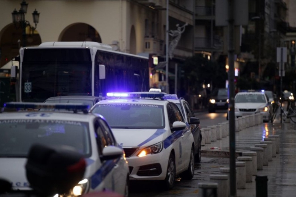 Συνελήφθη εφοριακός επειδή ενημέρωνε καταστηματάρχες ενόψει ελέγχων