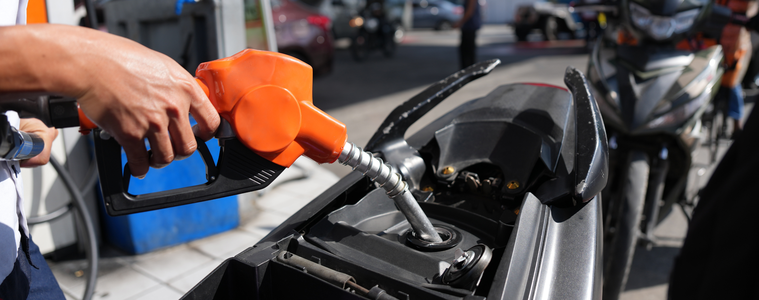 Ανοίγει αύριο Μ. Δευτέρα η πλατφόρμα του fuel pass στη βενζίνη