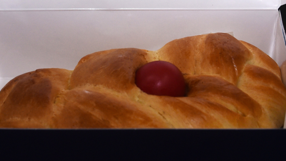 Στα περσινά επίπεδα οι τιμές στα τσουρέκια