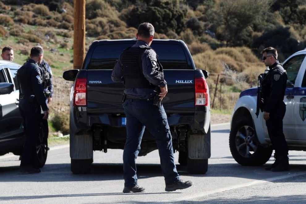 Θεσσαλονίκη: Αστυνομική επιχείρηση σε οικισμό στα Διαβατά