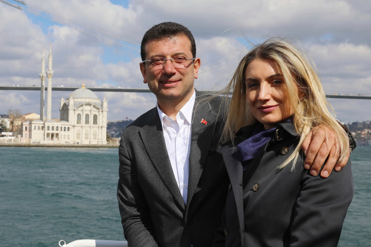 Τουρκία: «Ο λαός ζητά αλλαγή» δηλώνει η σύζυγος του  Εκρέμ Ιμάμογλου