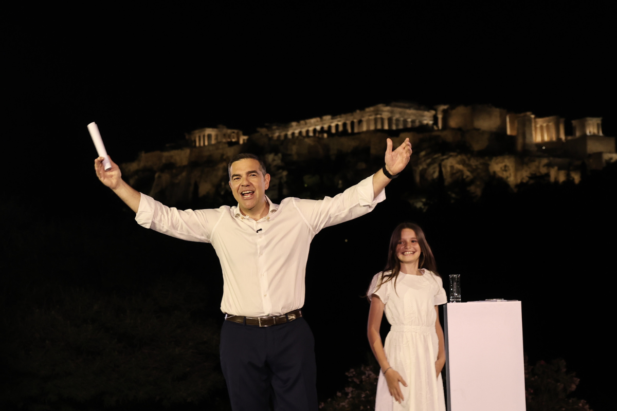 Πρεμιέρα για το κόμμα Τσίπρα – «Ελληνική Αριστερή Συμπαράταξη – ΕΛ.Α.Σ»