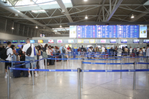 Έως 30% ακριβότερα τα αεροπορικά εισιτήρια