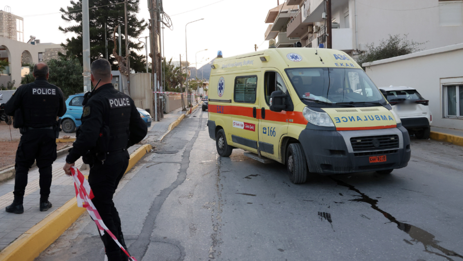 Μενίδι: Αυτοκίνητο παρέσυρε και τραυμάτισε σοβαρά τρίχρονη