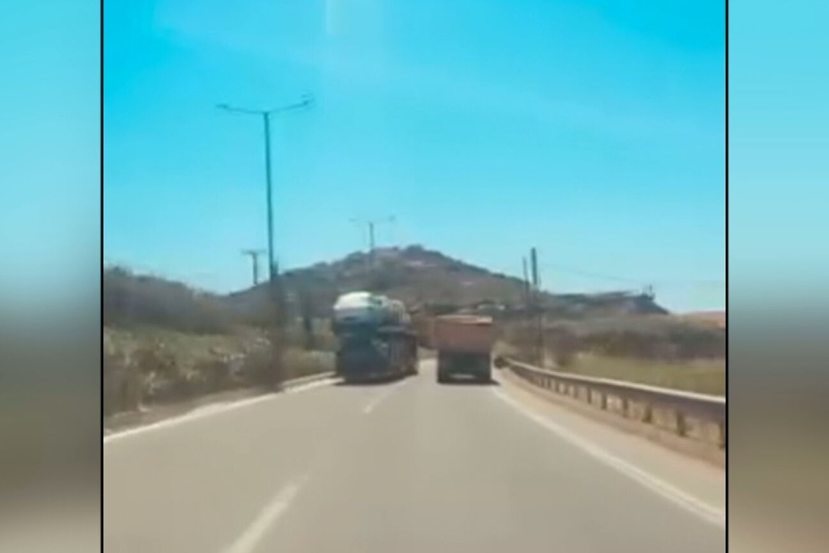 «Ραλίστας» νταλικέρης στη Λ. Λαυρίου