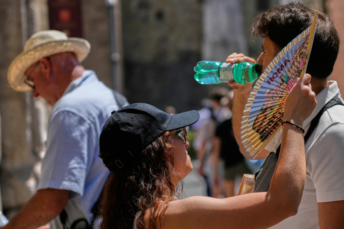 Σύρραξη για ένα κλιματιστικό