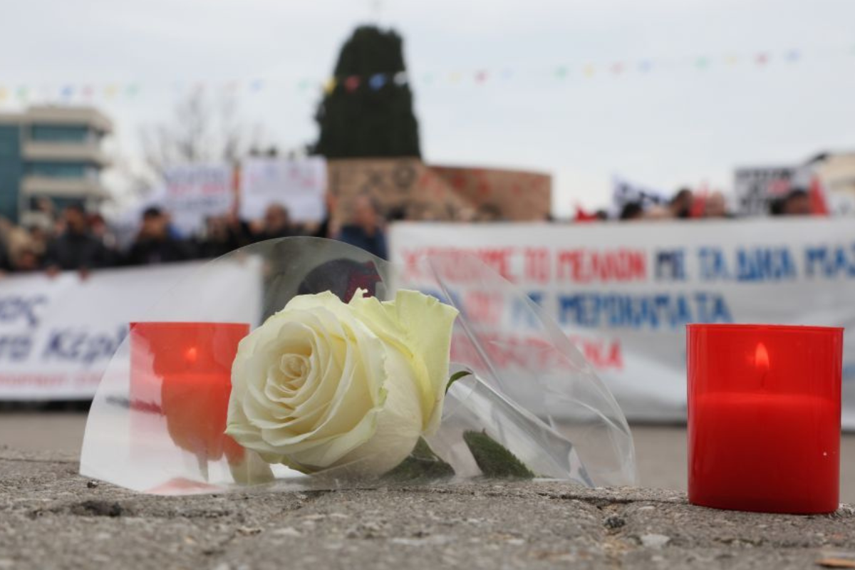 Γονείς που «έχασαν» τα παιδιά τους – «Αβοήθητοι, χωρίς ψυχολογική υποστήριξη»