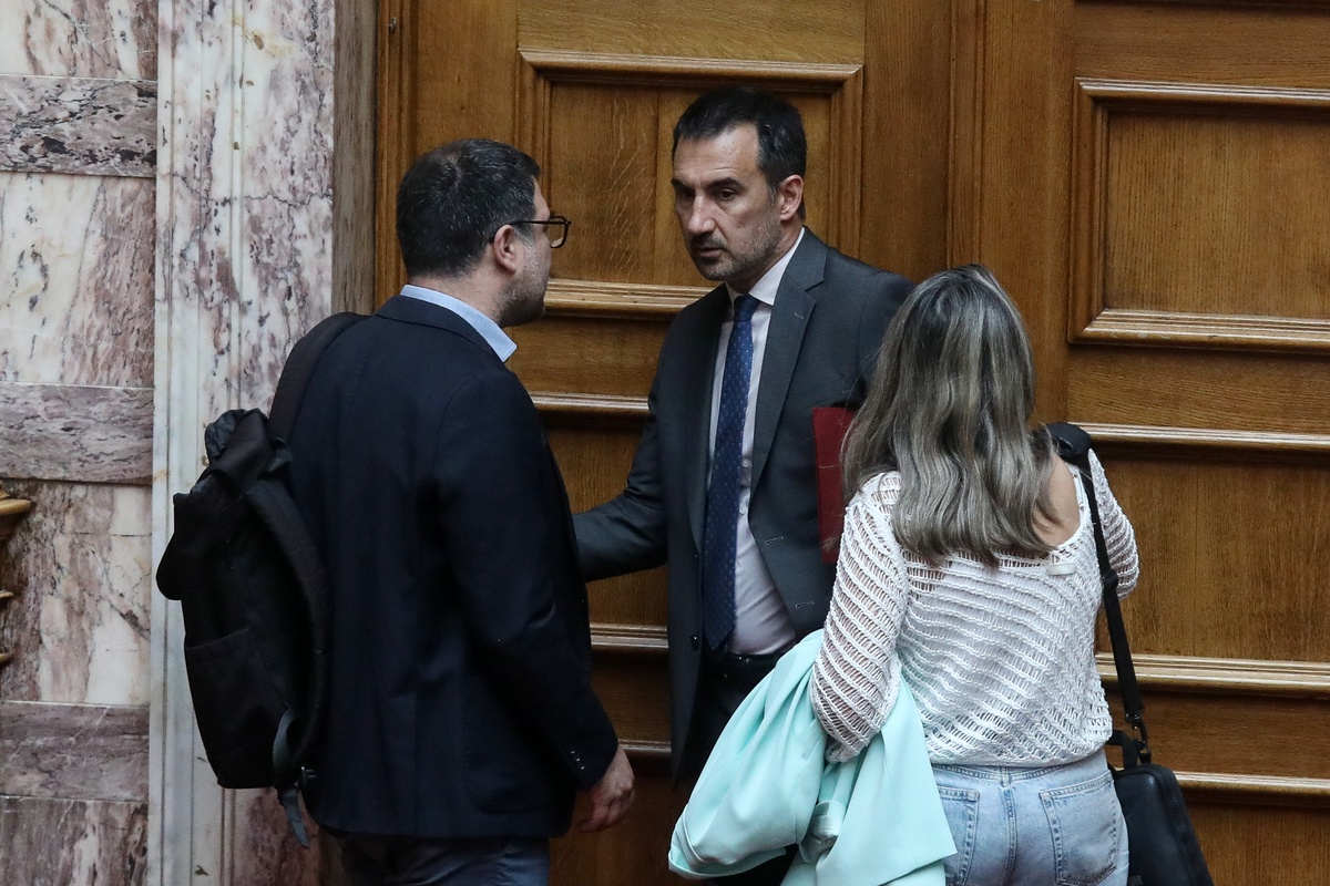 Αναταράξεις στην κεντροαριστερά