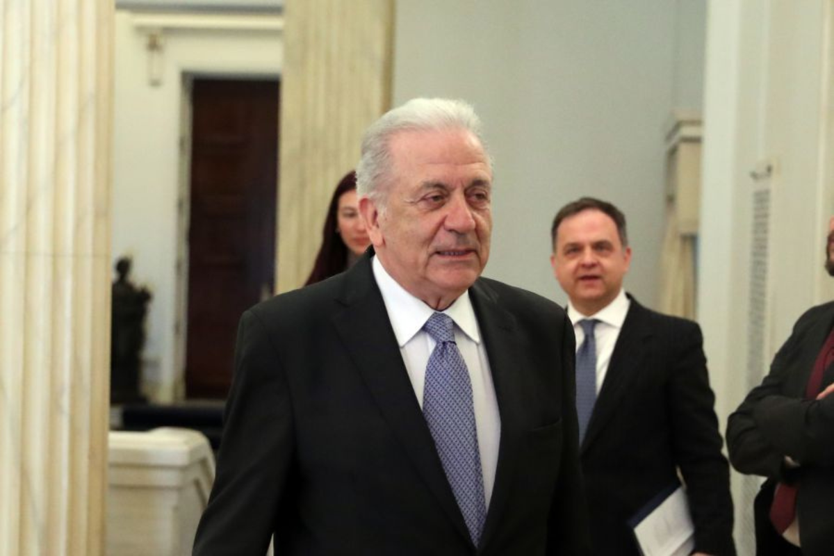 Δημ. Αβραμόπουλος: Ευρωπαϊκό ένταλμα σύλληψης για το Qatar Gate