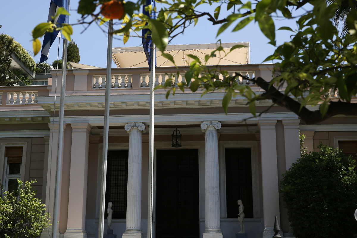 Ανακοινώθηκε ο “μίνι” ανασχηματισμός της Κυβέρνησης