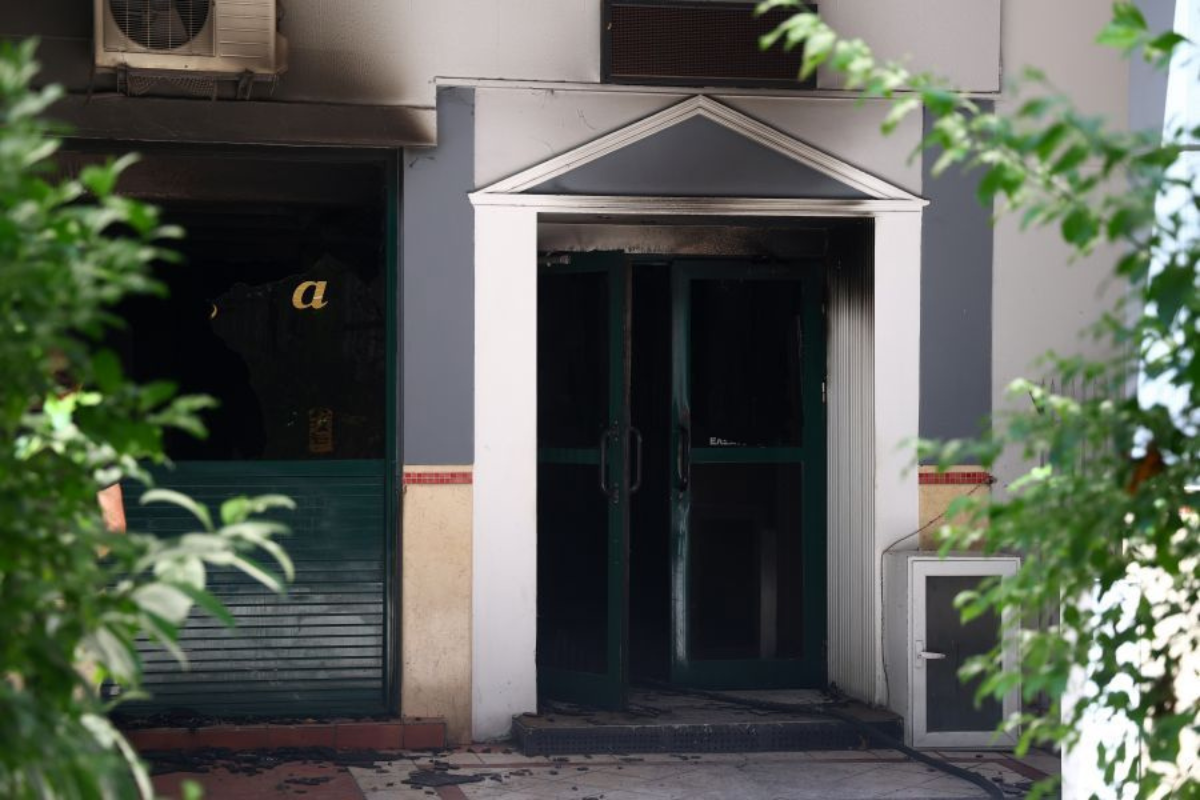 Φωτιά σε ξενοδοχείο- Τραυματίες στην Ομόνοια