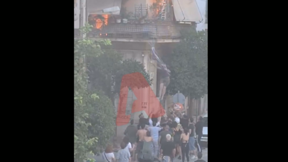 Βίντεο- ντοκουμέντο: Η βουτιά στο κενό για να σωθεί