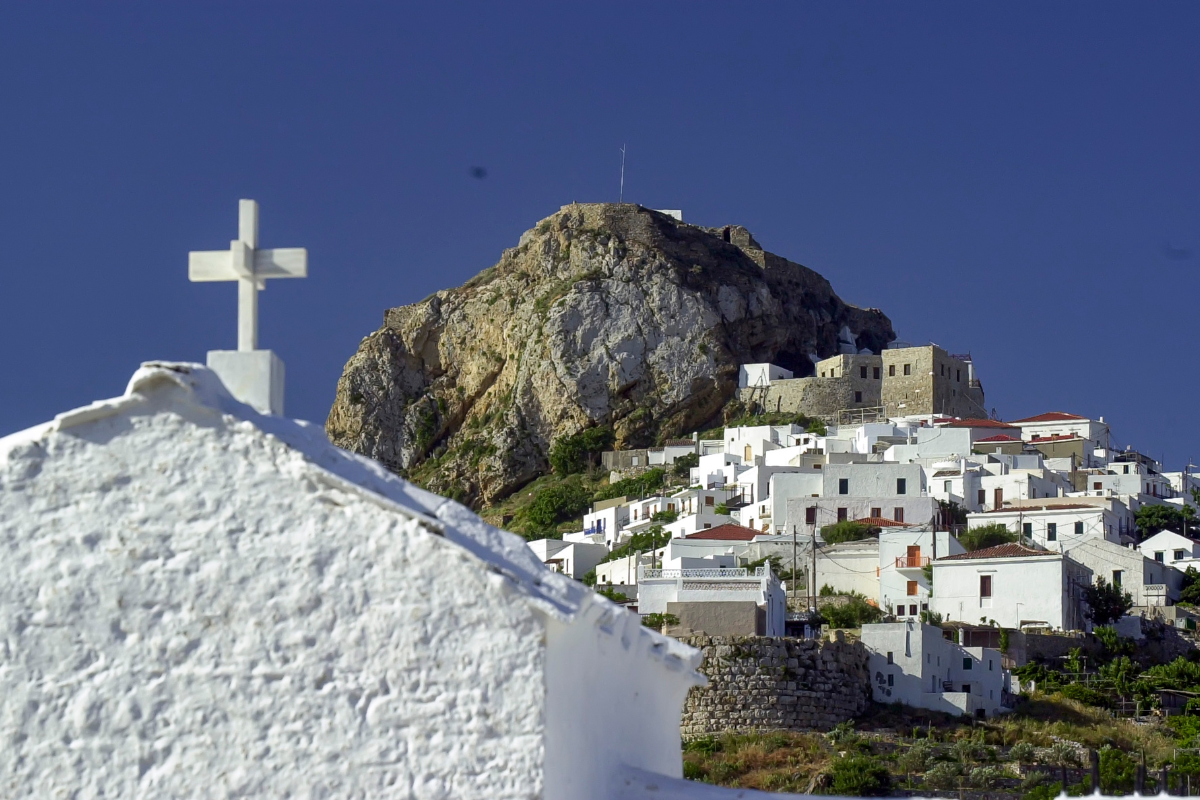Ο Alpha στη Σκύρο – Άφησαν την πόλη για το νησί