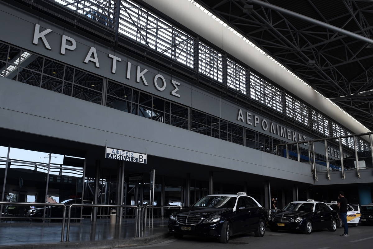 Βρετανός σε κατάσταση μέθης οδήγησε αεροσκάφος σε αναγκαστική προσγείωση