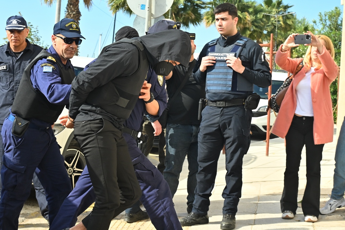 Δολοφονία 27χρονου στον Άγιο Δημήτριο  – Στο εδώλιο τρεις για υπόθαλψη