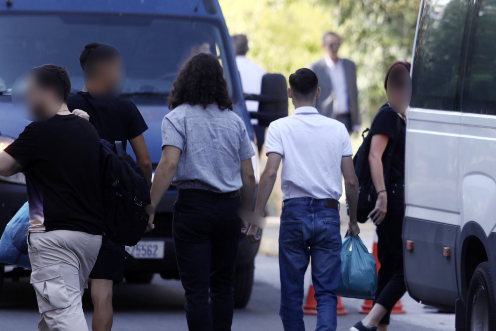Δολοφονία 15χρονου στη Καλλιθέα: Στον ανακριτή οι επτά συλληφθέντες