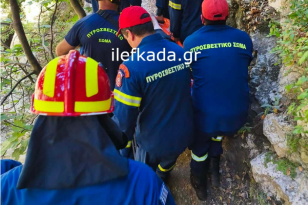 Λευκάδα: Βράχος έπεσε στο κεφάλι τουρίστριας.