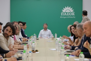 Σε διαδικασία κοστολόγησης το ΠΑΣΟΚ – Στο τραπέζι η 13η σύνταξη