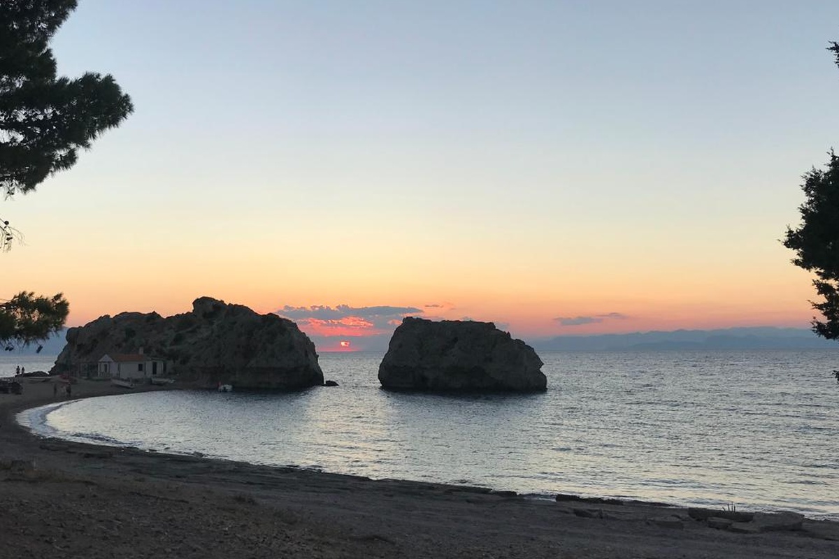 Προσοχή, παράδεισος!