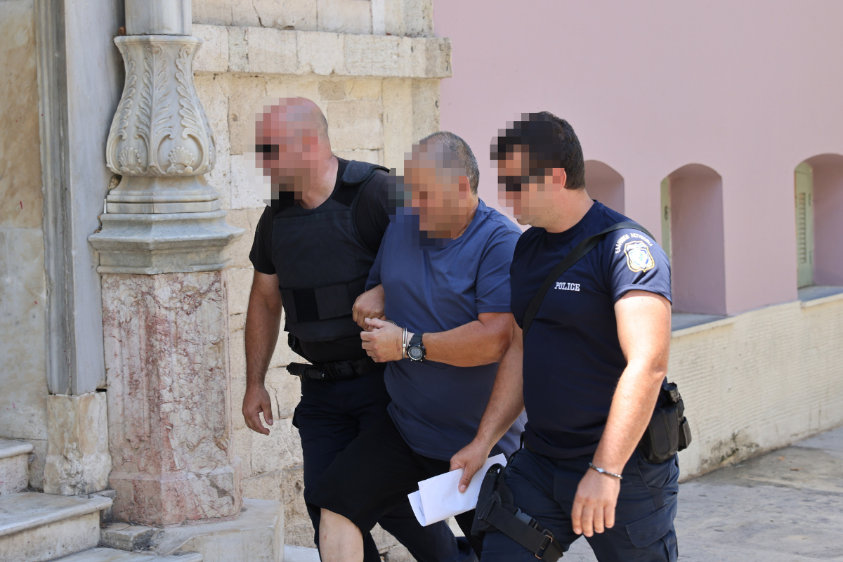Στην ανακρίτρια ο 58χρονος που προσπάθησε να πνίξει παιδί με μαξιλάρι