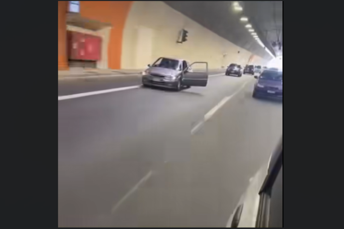 Άνοιξε τις πόρτε για να ακούγεται η μουσική