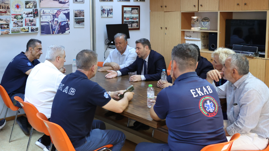 ΠΑΣΟΚ vs ΕΛ.Α.Σ: Η μάχη του πεδίου…της Κεντροαριστεράς