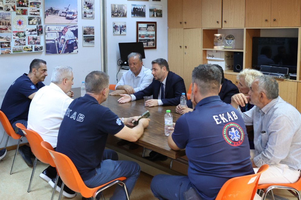 ΠΑΣΟΚ vs ΕΛ.Α.Σ: Η μάχη του πεδίου…της Κεντροαριστεράς