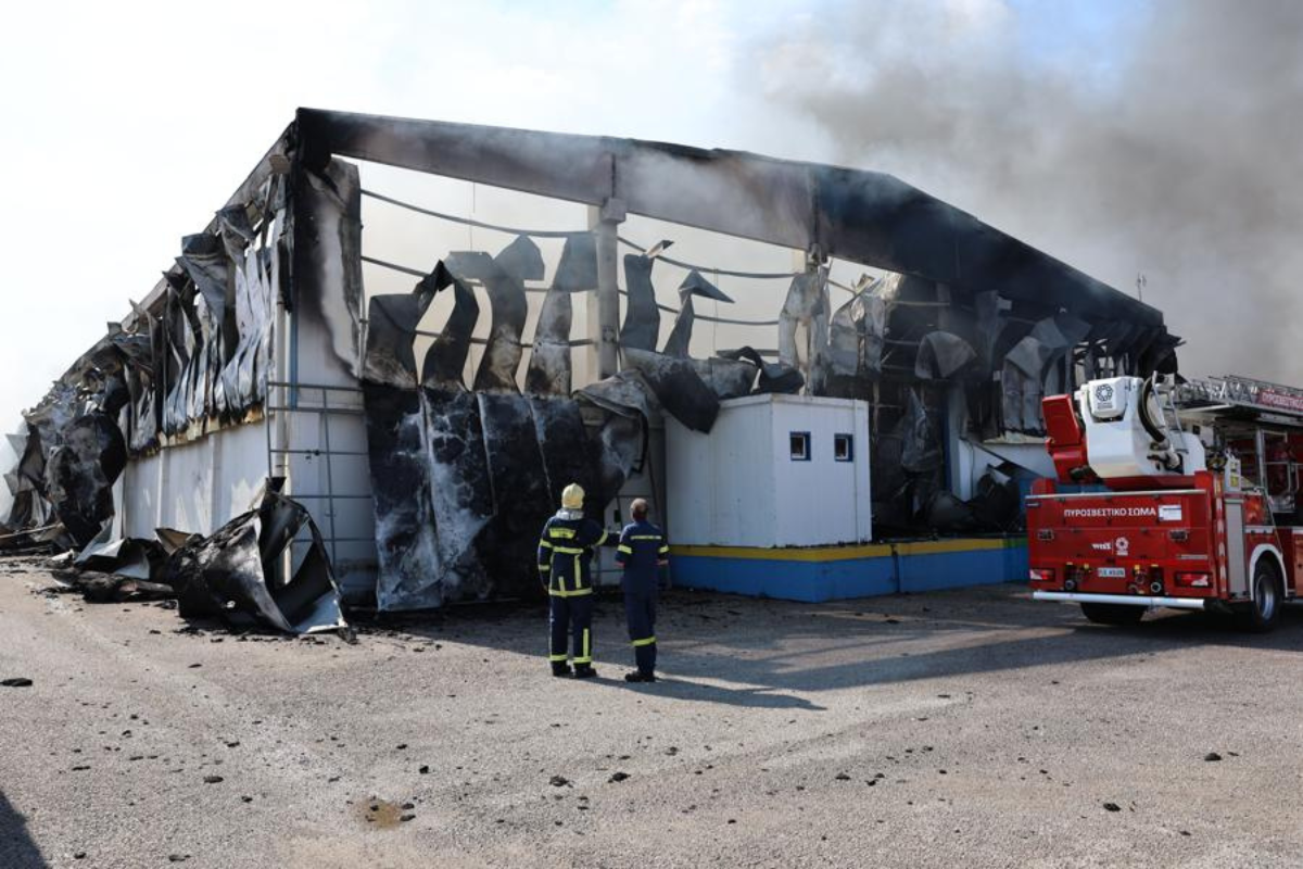 Φονική πυρκαγιά στον Ασπρόπυργο- Κατέληξε ένας πολυεγκαυματίας