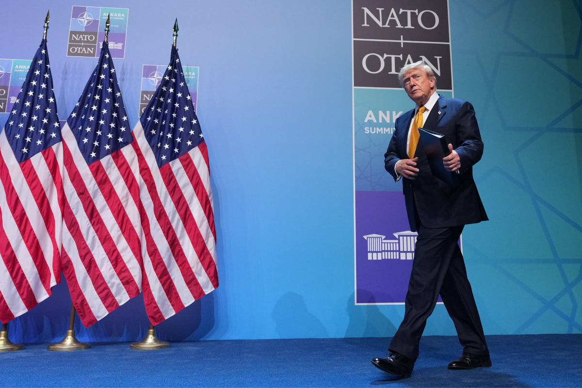 Ήξεις αφήξεις Τραμπ για F-35 και συμμάχους