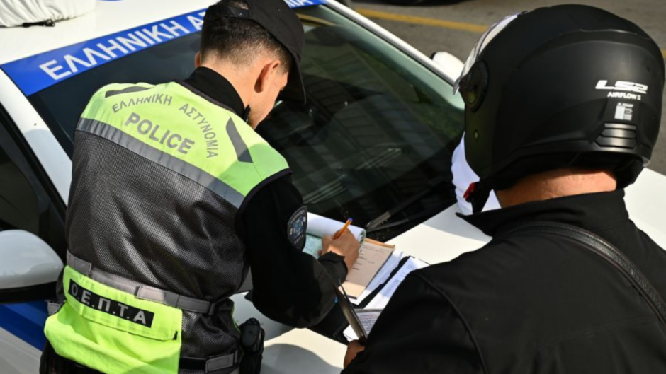 Κ.Ο.Κ.: Περσσότερες από 1.400 παραβάσεις για μη χρήση κράνους