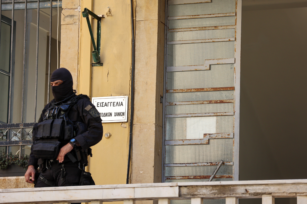 Κύκλωμα διαφθοράς στην Κρήτη – Ανοίγει η «βεντάλια» των ερευνών