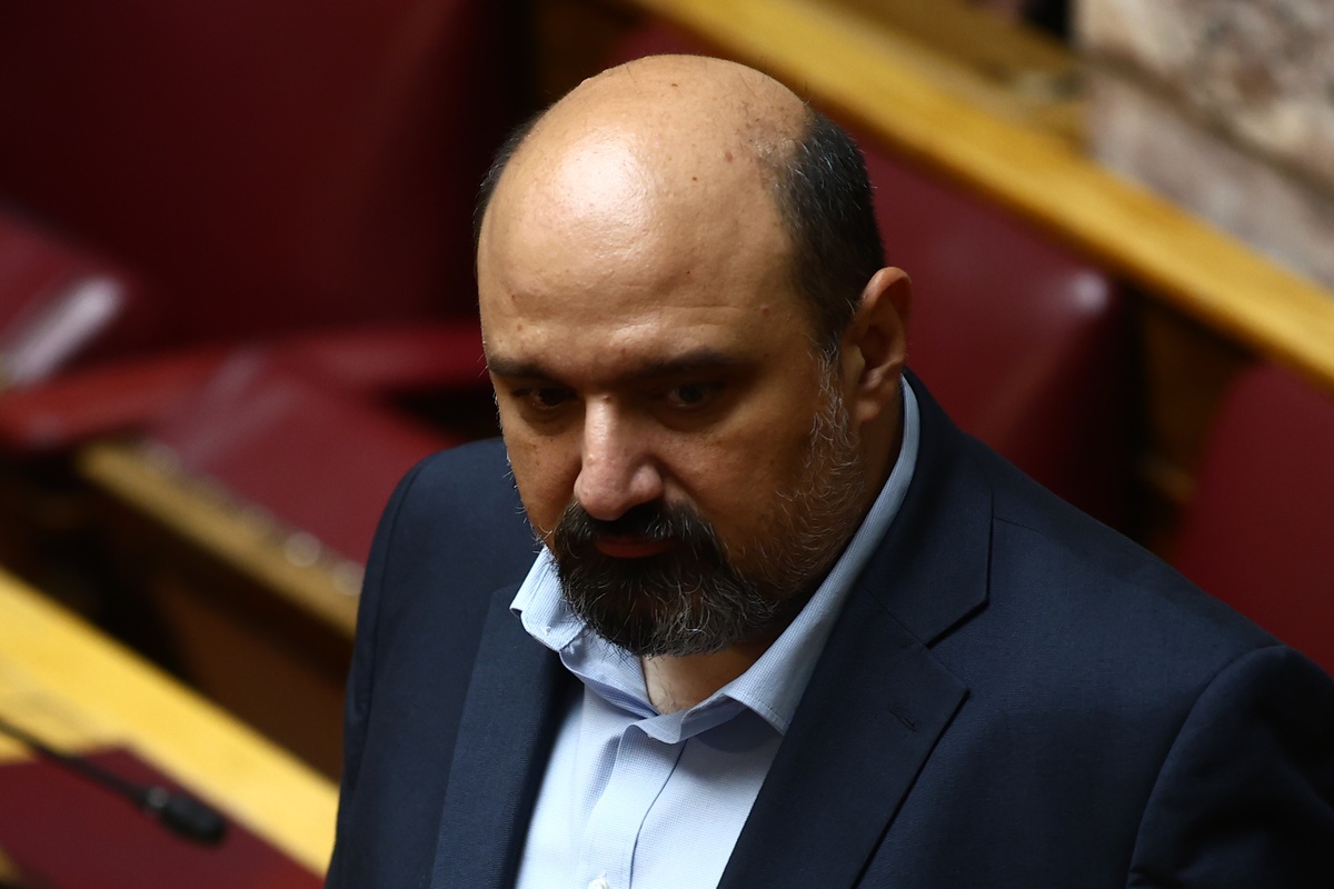 Εισαγγελική πρόταση παραπομπής στο Ειδικό Δικαστήριο για τον Χρ. Τριαντόπουλο