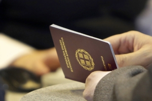 Ουρές για διαβατήρια και ταυτότητες