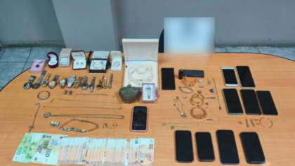 Συμμορία «ρήμαζε» κοσμηματοπωλεία – Λεία 370.000 €