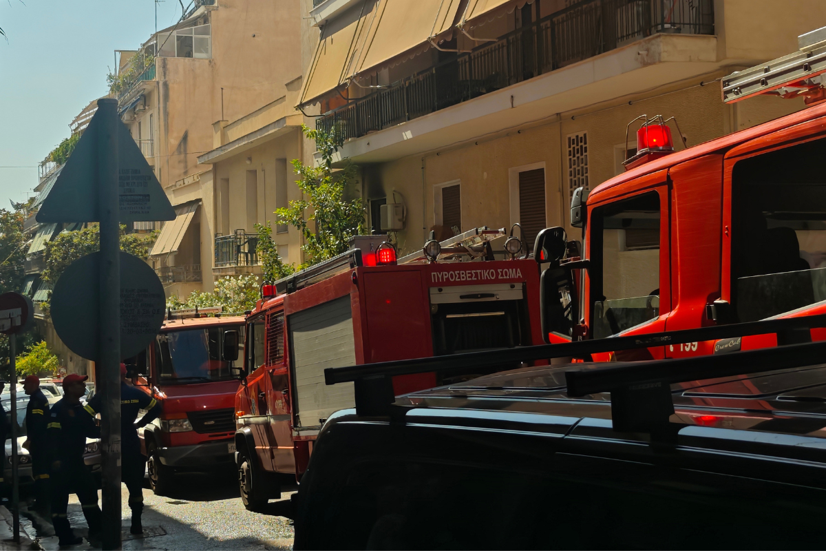 Μια νεκρή και ένας εγκαυματίας από πυρκαγιά σε διαμέρισμα