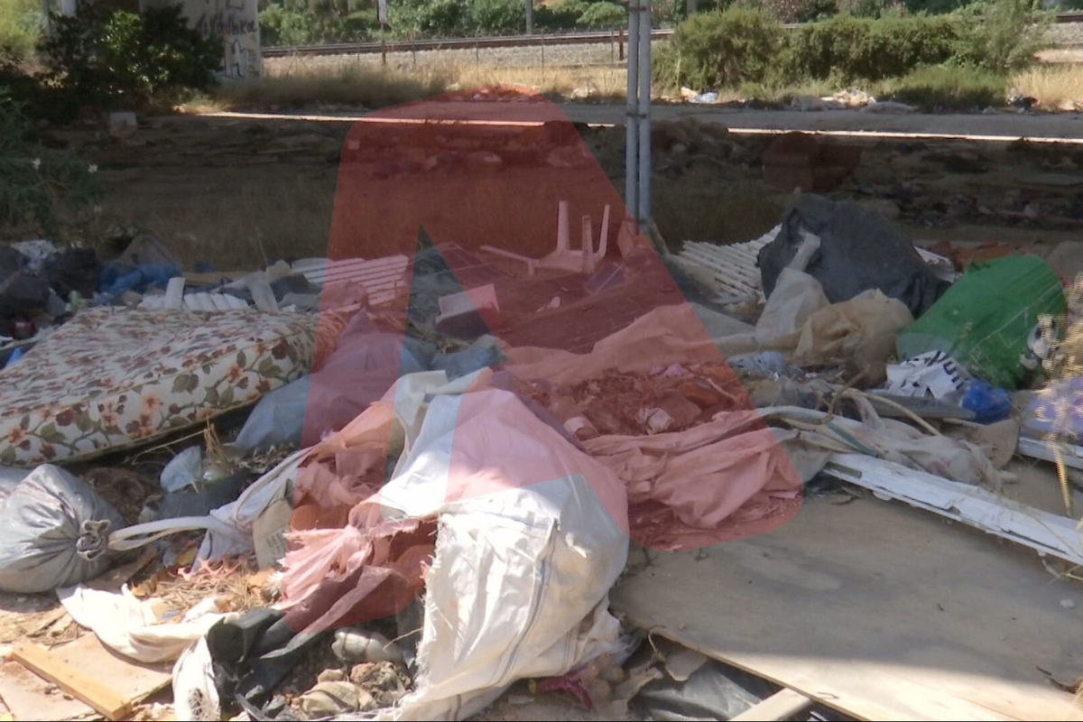 «Αυτοσχέδιες χωματερές – Ρομά καίνε καλώδια»